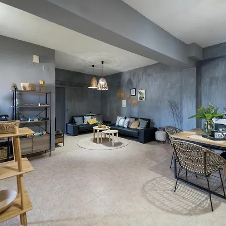 Armiriki Apartament *