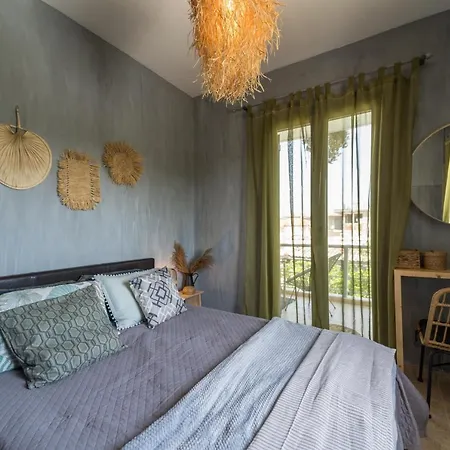 Armiriki Apartment